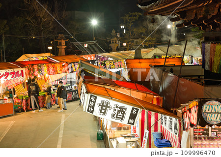 【大阪府】1月・お正月に家族で参拝する《夜景》 109996470