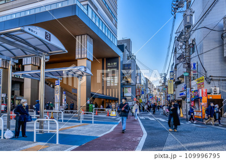 大田区池上の都市風景 池上駅 大田区池上の都市風景 池上駅 109996795