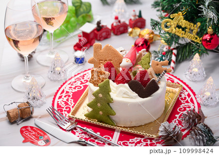 クリスマスケーキ クリスマスケーキ 109998424