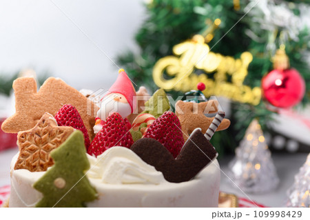 クリスマスケーキ 109998429