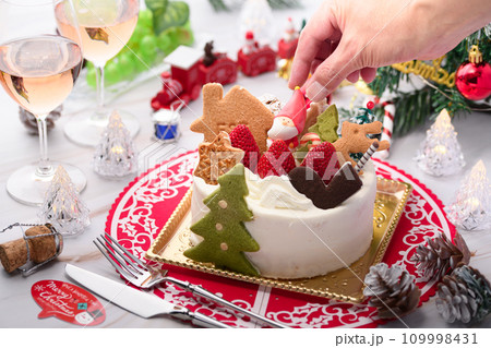 クリスマスケーキ クリスマスケーキ 109998431