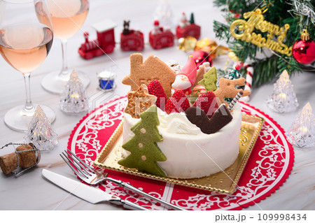 クリスマスケーキ 109998434