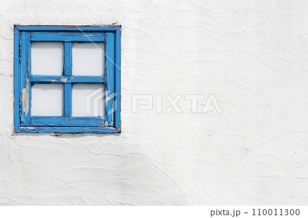 青い窓 110011300