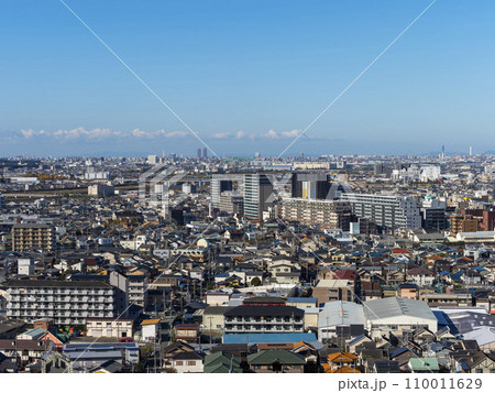 川沿いに広がる大阪の都市景観 川沿いに広がる大阪の都市景観 110011629