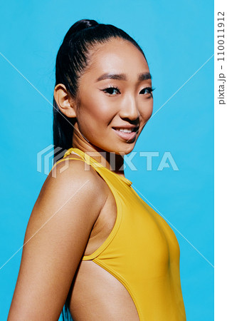 Woman portrait smile fashion yellow beauty trendy Woman portrait smile fashion yellow beauty trendy 110011912