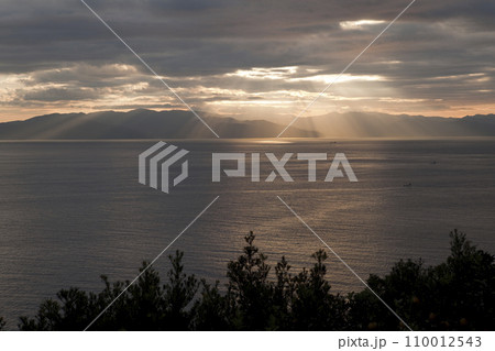 駿河湾と西伊豆 110012543