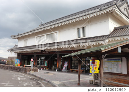 島原鉄道 島原駅の駅舎 110012969