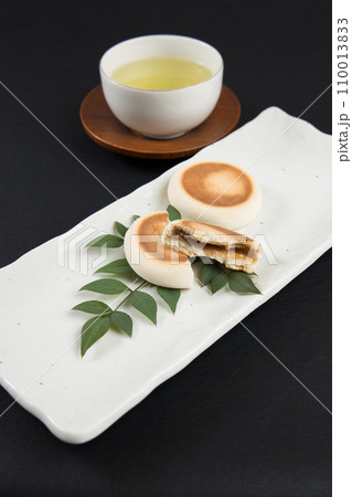 一口香(ソフトタイプ)と緑茶 一口香(ソフトタイプ)と緑茶 110013833
