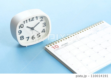 カレンダーと時計　10月 110014191