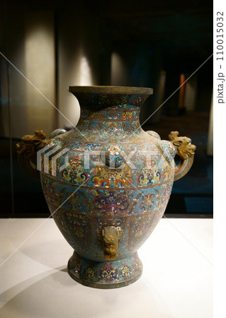 5802　七宝罍形瓶 110015032