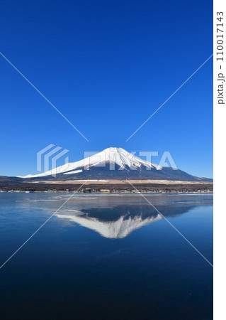 冬の富士山 冬の富士山 110017143