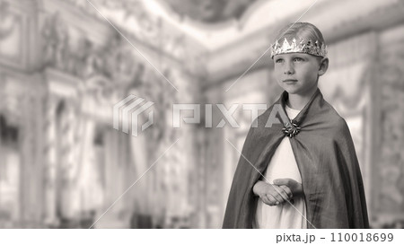 Little girl dressed as a princess Little girl dressed as a princess 110018699