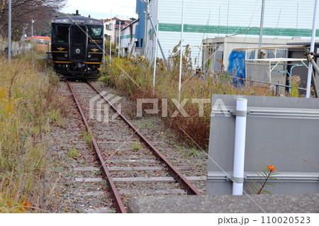 三角駅の終端部と車両止め（A列車で行こう） 110020523