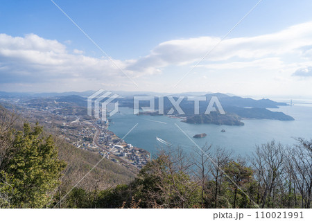 観音寺奥の院の鉢ヶ峰から見た瀬戸内海（みはらし連山） 110021991