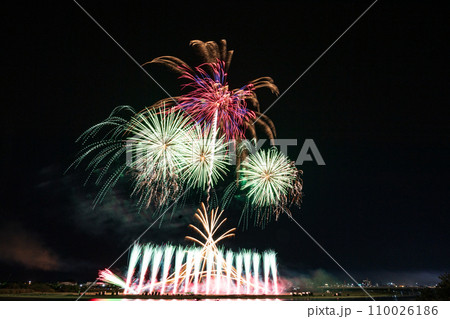2023年八代全国花火競技大会打ち上る花火 2023年八代全国花火競技大会打ち上る花火 110026186