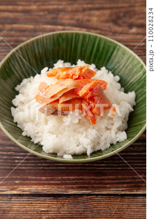 焼き鮭のご飯 110028234
