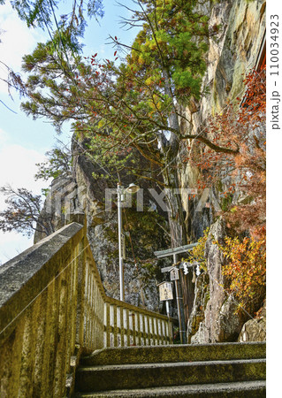 太郎坊宮(太郎坊・阿賀神社)夫婦岩 太郎坊宮(太郎坊・阿賀神社)夫婦岩 110034923