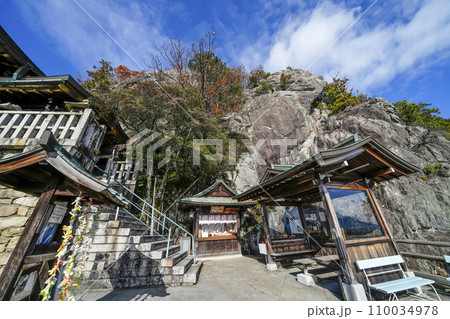 太郎坊宮（太郎坊・阿賀神社）展望台・授与所 110034978