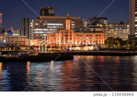 《神奈川県》横浜港町の夜景・象の鼻パーク 110036069