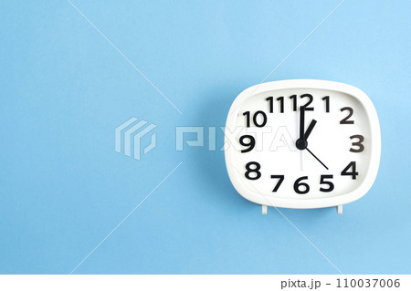 時計 時間 1時 13時 1:00 13:00 時計 時間 1時 13時 1:00 13:00 110037006