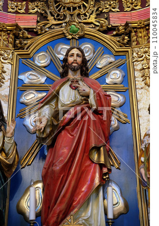 Sacred Heart of Jesus statue at the altar in the church of Saint Catherine of Alexandria in Krapina, Croatia Sacred Heart of Jesus statue at the altar in the church of Saint Catherine of Alexandria in Krapina, Croatia 110045834