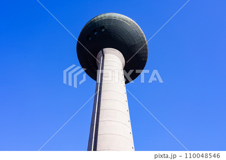 鹿島臨海工業地帯を一望していた港公園展望塔（茨城県神栖市） 110048546