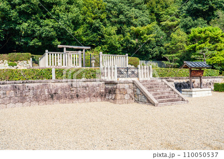 奈良県奈良市 第四十四代元正天皇 奈保山西陵 奈良県奈良市 第四十四代元正天皇 奈保山西陵 110050537