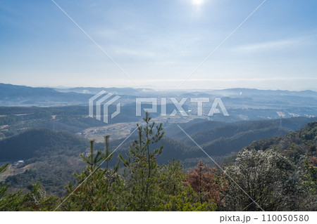 鬼ノ城の東門から見た景色(鬼城山) 鬼ノ城の東門から見た景色(鬼城山) 110050580