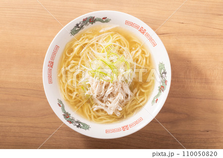 鶏ネギ塩ラーメン 110050820