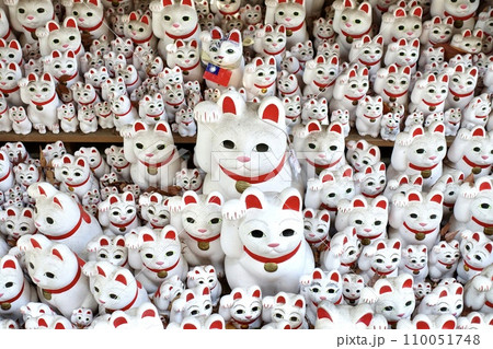 豪徳寺の招き猫 奉納 豪徳寺の招き猫 奉納 110051748