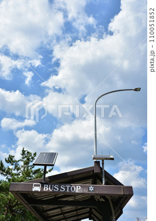 バス停留所のイメージ バス停留所のイメージ 110051852