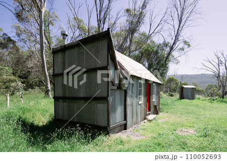 Horse Camp Hut in Kosciuszko National Park in Australia Horse Camp Hut in Kosciuszko National Park in Australia 110052693