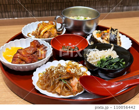 韓国料理 110056442