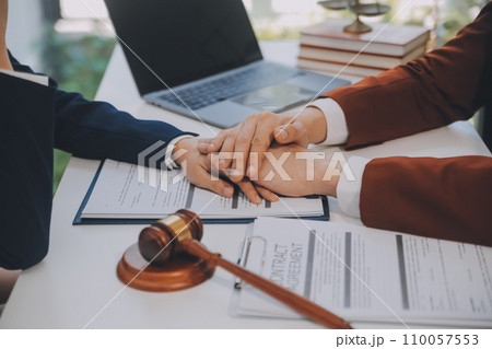 Lawyer, legal advisor, businessman brainstorming information on agreement details Business contracts in legal processing books for accuracy in contract documents. joint financial investment. Lawyer, legal advisor, businessman brainstorming information on agreement details Business contracts in legal processing books for accuracy in contract documents. joint financial investment. 110057553