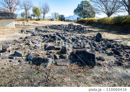 縄文八ヶ岳山麓北斗市の金生遺跡 110060416