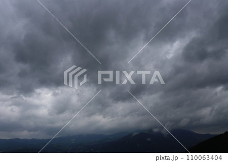 雨雲　山地 110063404