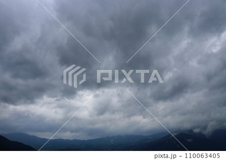 雨雲　山地 110063405