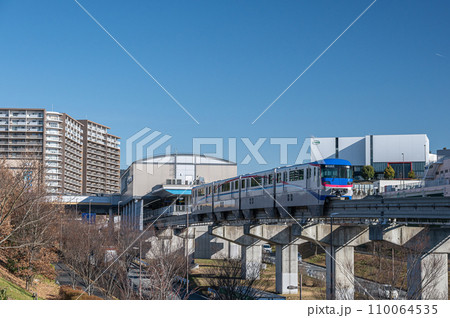 彩都西駅到着のモノレール 彩都西駅到着のモノレール 110064535