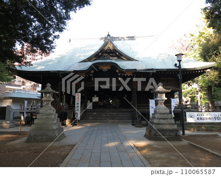 豊島区の雑司ヶ谷鬼子母神堂 110065587