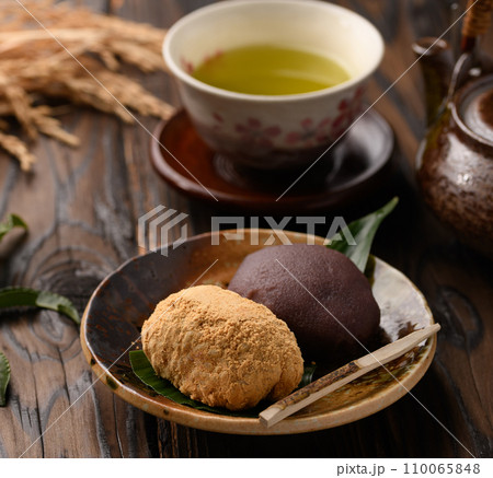 日本を代表する和菓子 おはぎ 110065848