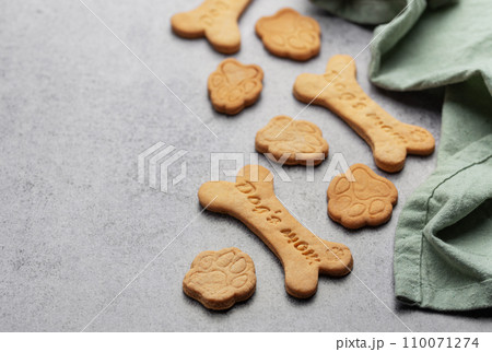 Homemade dog biscuits Homemade dog biscuits 110071274