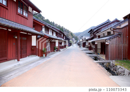 熊川宿　宿場町　若狭鯖街道熊川宿　鯖街道　若狭　福井県若狭町熊川　福井県三方上中郡　旧鯖街道 110073343