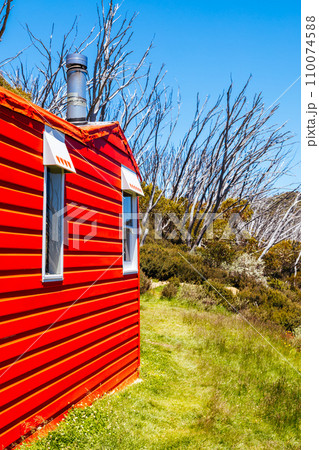 Valentine Hut in Kosciuszko National Park in Australia Valentine Hut in Kosciuszko National Park in Australia 110074588