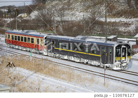 H100-84+85 ラッピング車両 H100-84+85 ラッピング車両 110076127