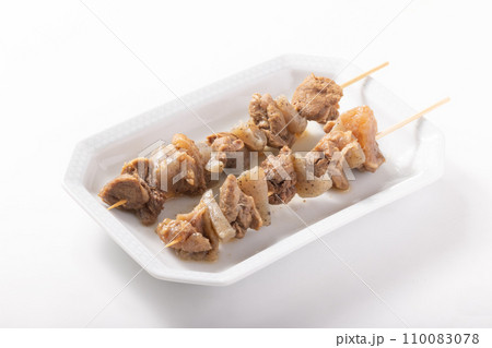 牛すじコンニャク串 牛すじコンニャク串 110083078