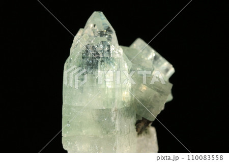 グリーンアポフィライト/緑魚岩石 グリーンアポフィライト/緑魚岩石 110083558