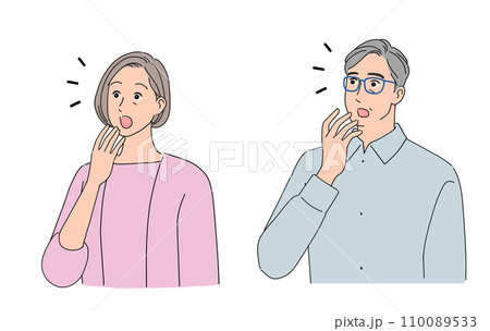 ビックリするシニア夫婦 110089533