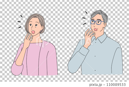ビックリするシニア夫婦 110089533