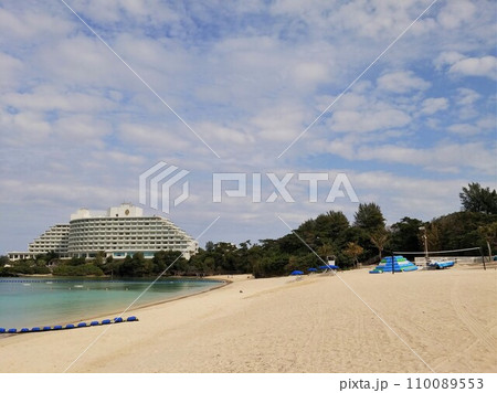 万座ビーチ11　沖縄 110089553