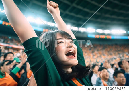 勝利に歓喜する女性応援団「AI生成画像」 110089885